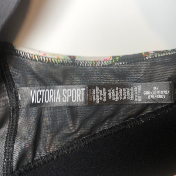 NWOT Victoria’s Secret Victoria Sport Bra Set of 2 - Picture 4 of 9